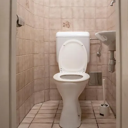 Roomy 2Br Apt. Near Akh -Perfect For Longstays Wiedeń Zewnętrze zdjęcie
